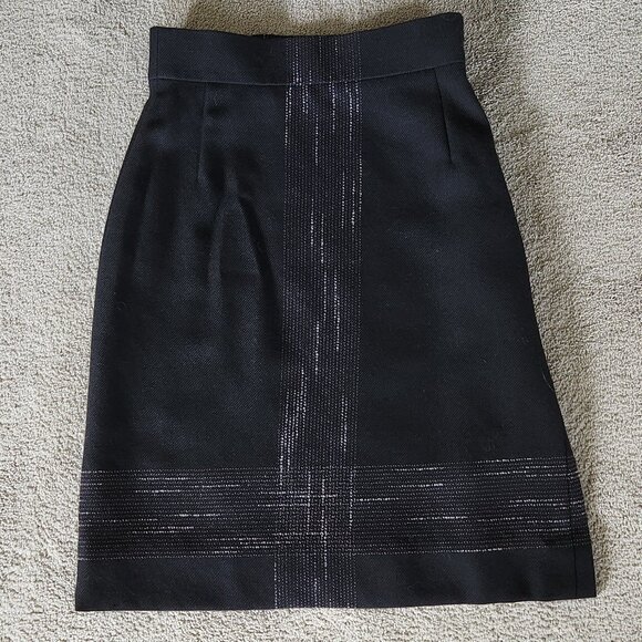 Akris Punto front pattern black textured wool midi skirt Sz 4 - Picture 8 of 12
